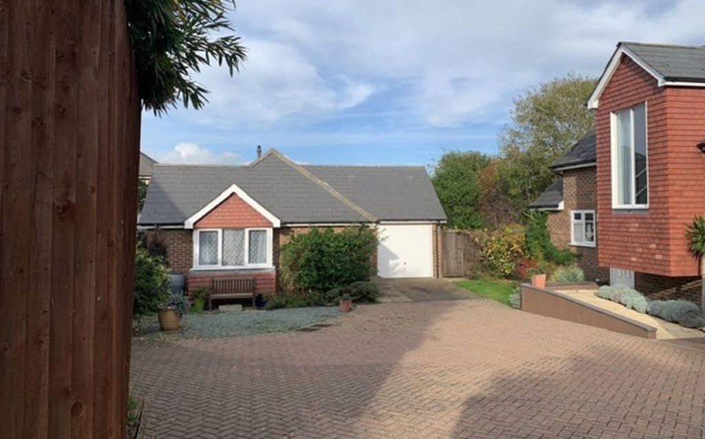 Property photo 2 of 19