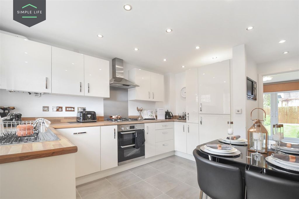 Property photo 3 of 7 Kithcen - Dining