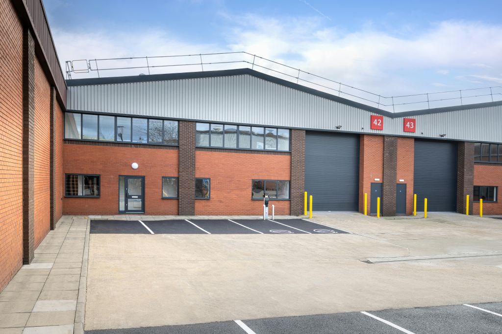 Property photo 1 of 10 2026- 42 Greenford Central  - 7190.Jpg