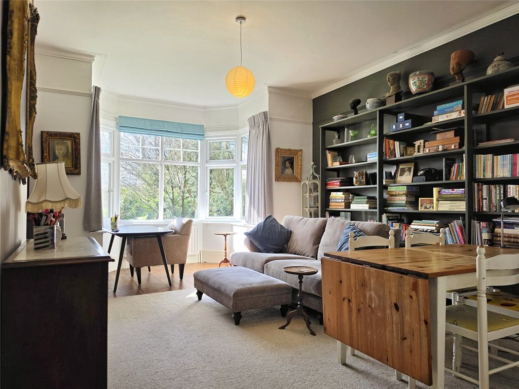 Property photo 2 of 18 Picture No. 22