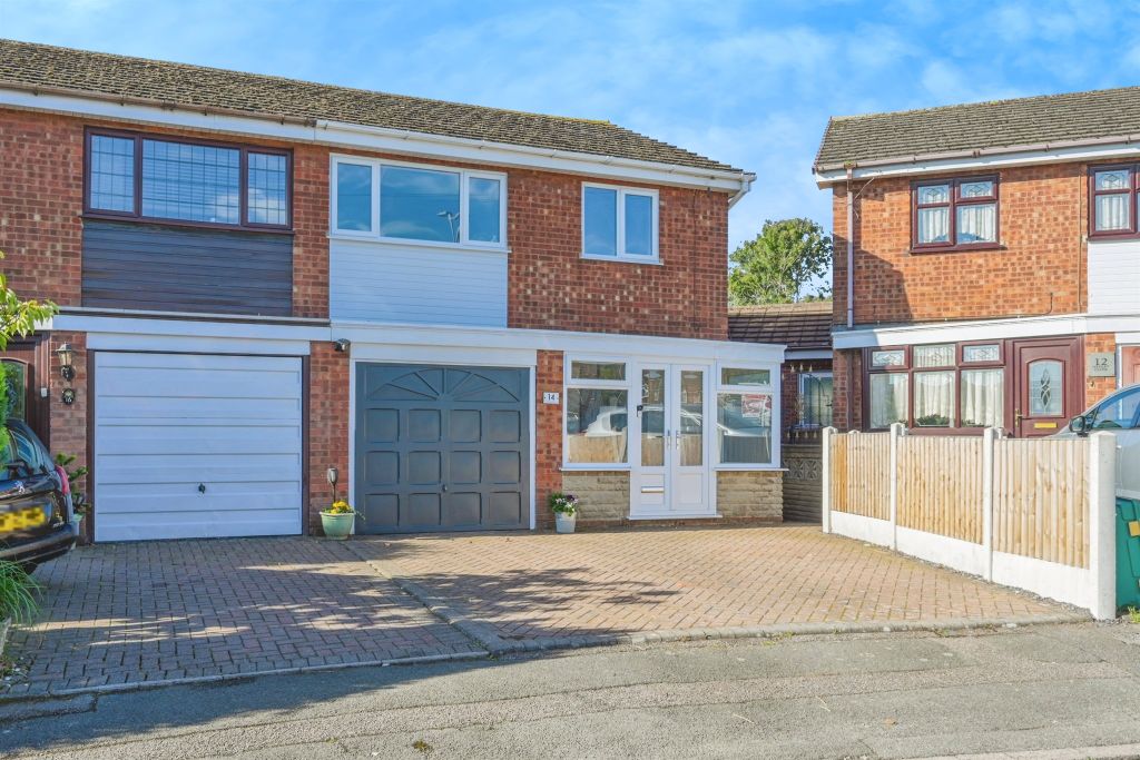 Property photo 1 of 18