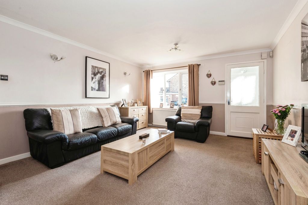 Property photo 3 of 15 Photography