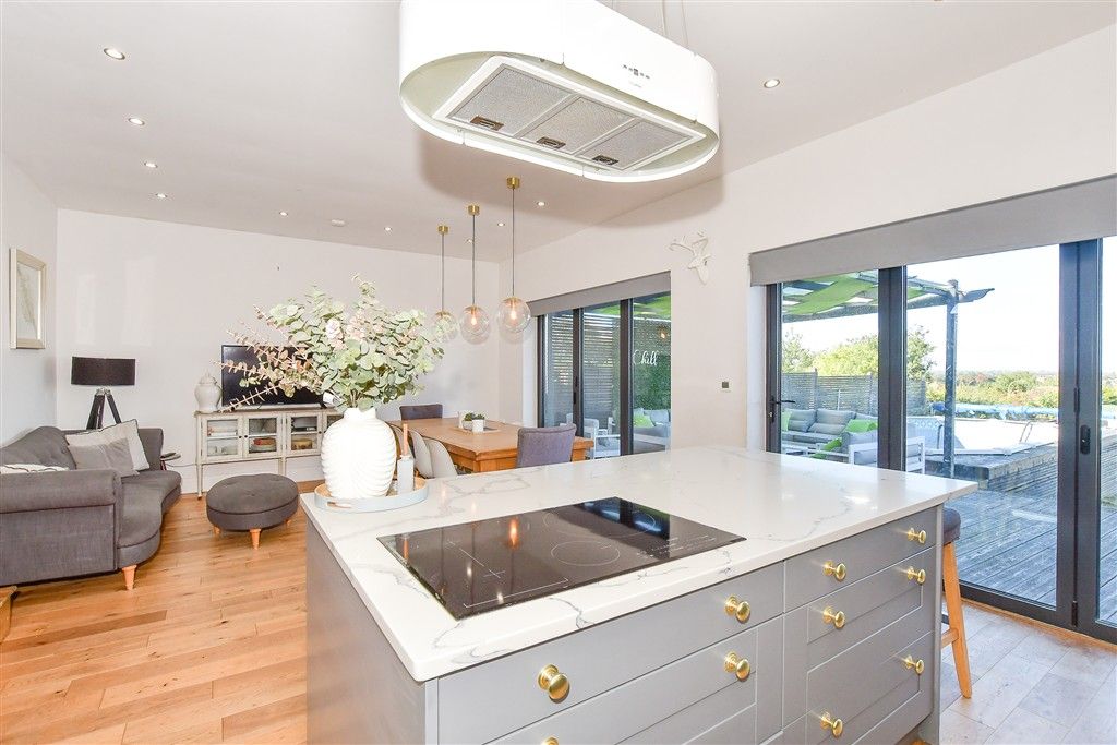 Property photo 1 of 15 Kitchen/ Diner