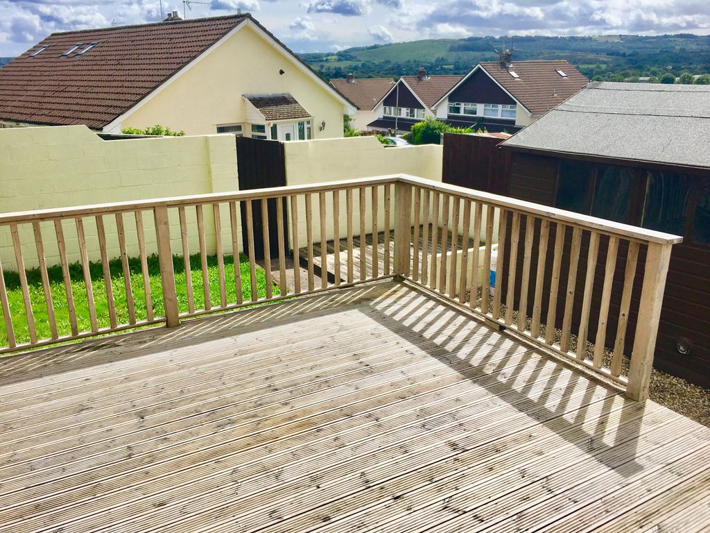 Property photo 2 of 8 Garden