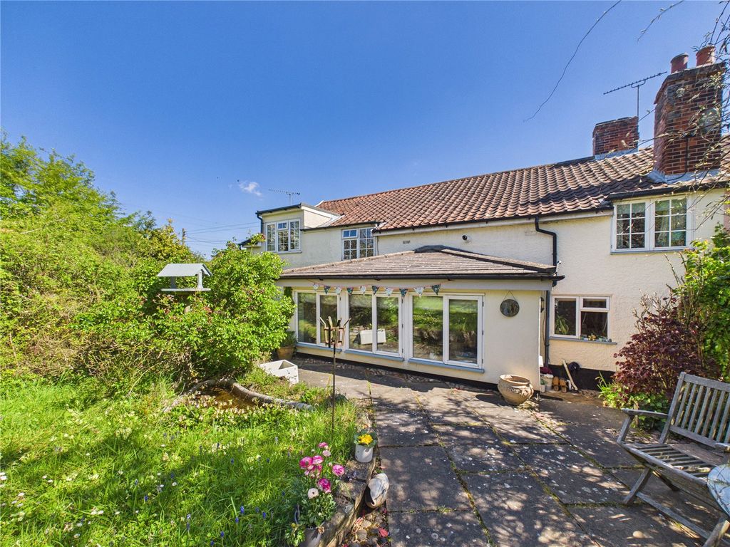 Property photo 2 of 14 Picture No. 29