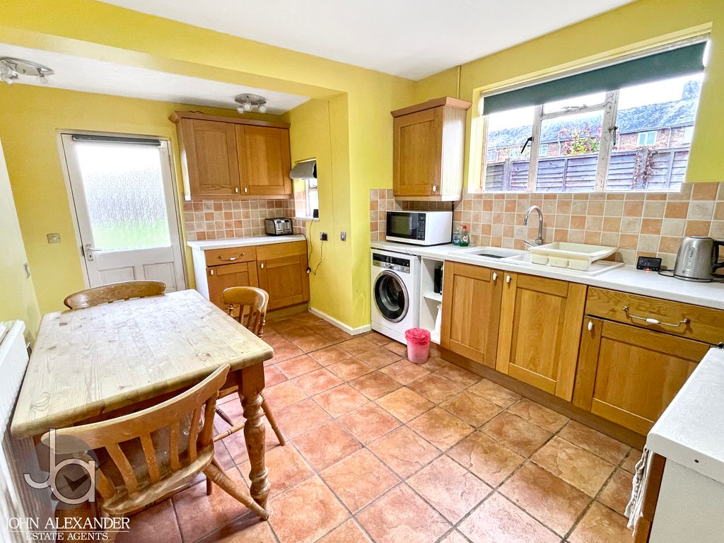 Property photo 2 of 10 20251018_105113219_0.5