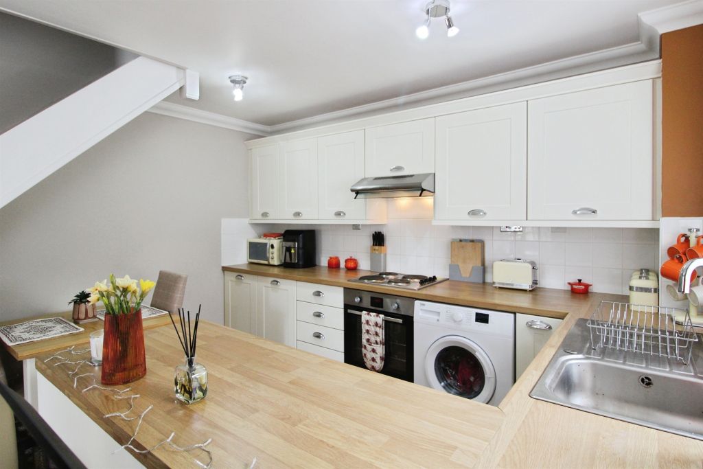 Property photo 2 of 16