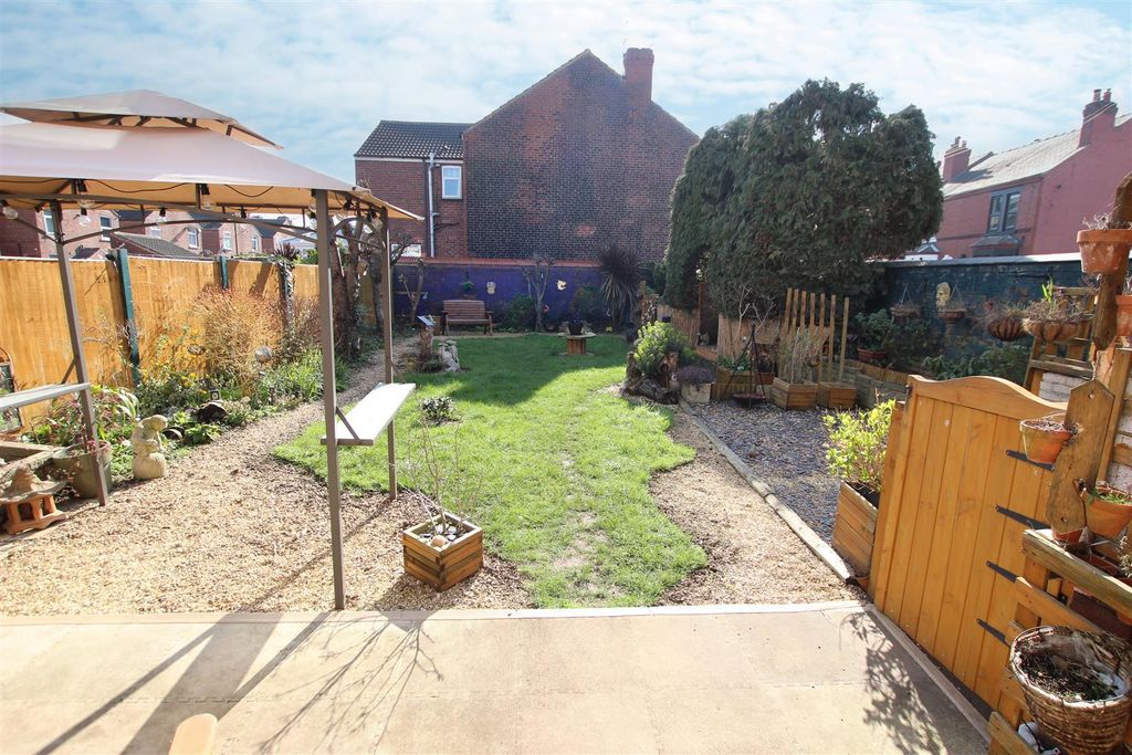 Property photo 3 of 18 Rear Garden