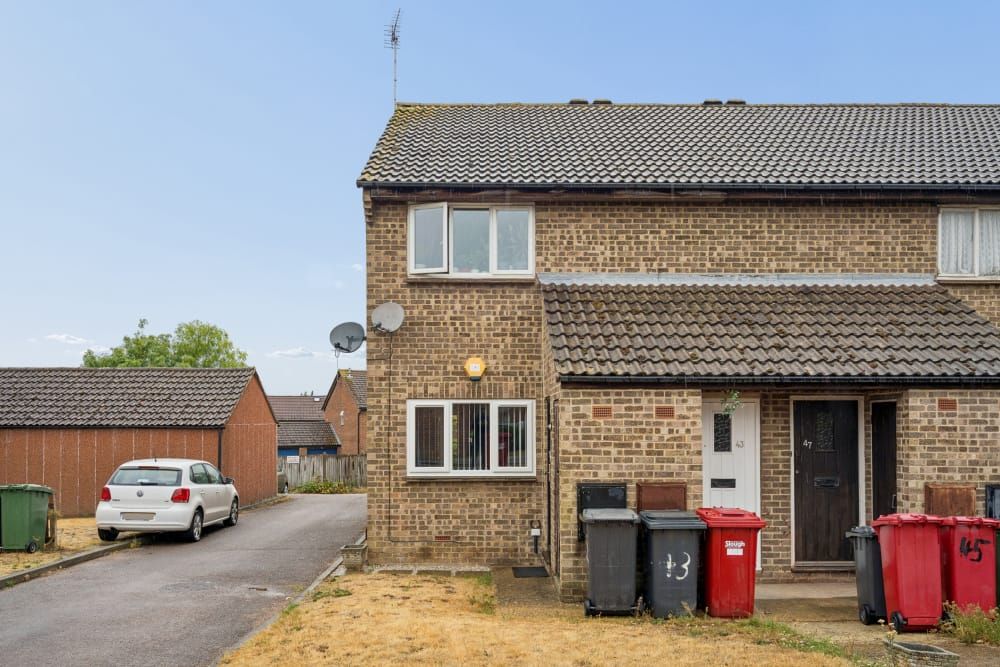 Property photo 1 of 17