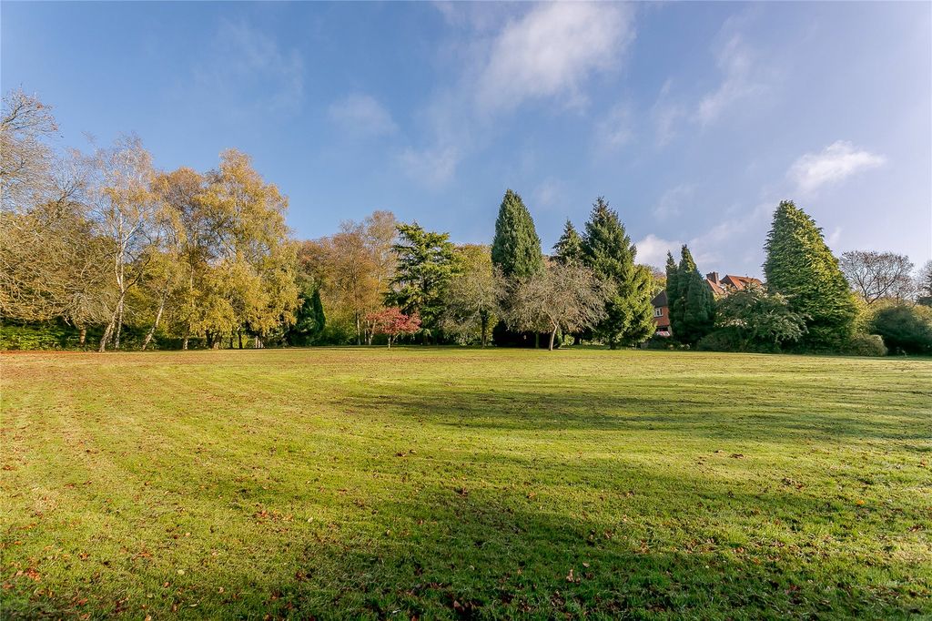 Property photo 2 of 23 Picture No. 03