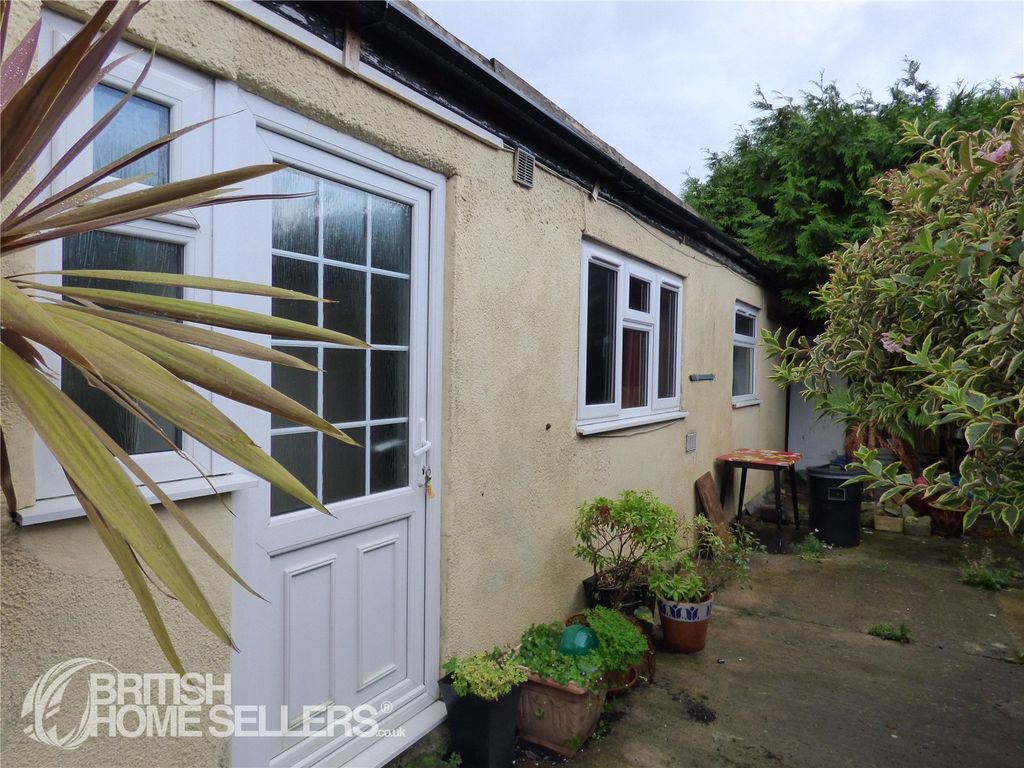 Property photo 2 of 25 Picture No. 29