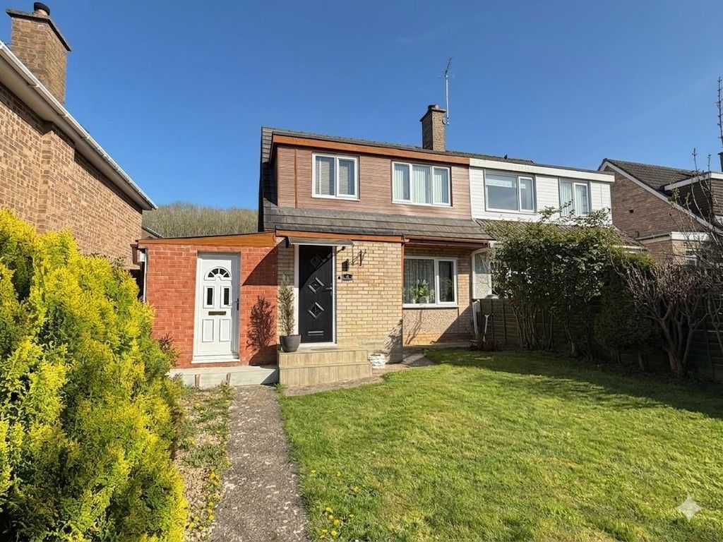 Property photo 1 of 17 Gemini_Generated_Image_7Vwkfd7Vwkfd7Vwk.Png