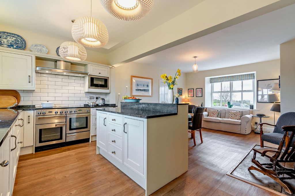 Property photo 2 of 14 Open Plan Kitchen