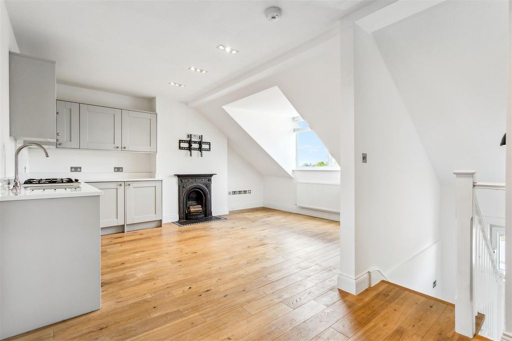 Property photo 1 of 8 6.Jpg