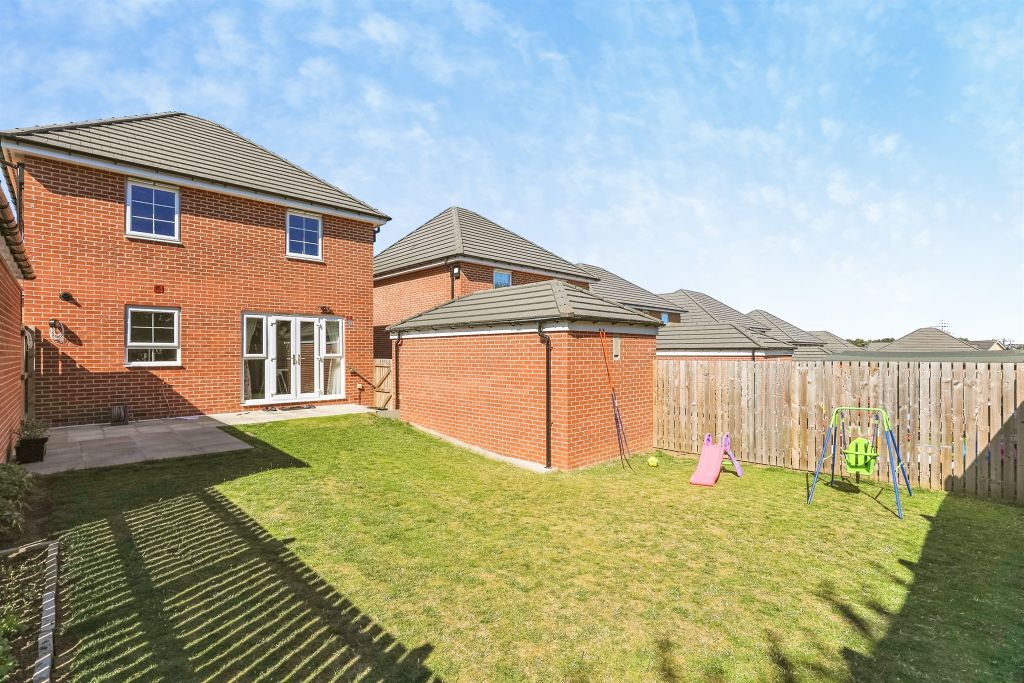 Property photo 1 of 18