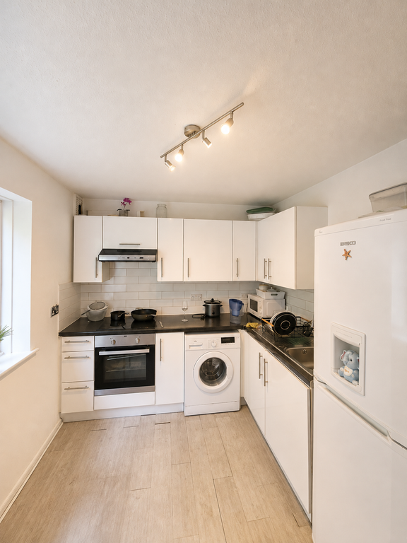 Property photo 2 of 5