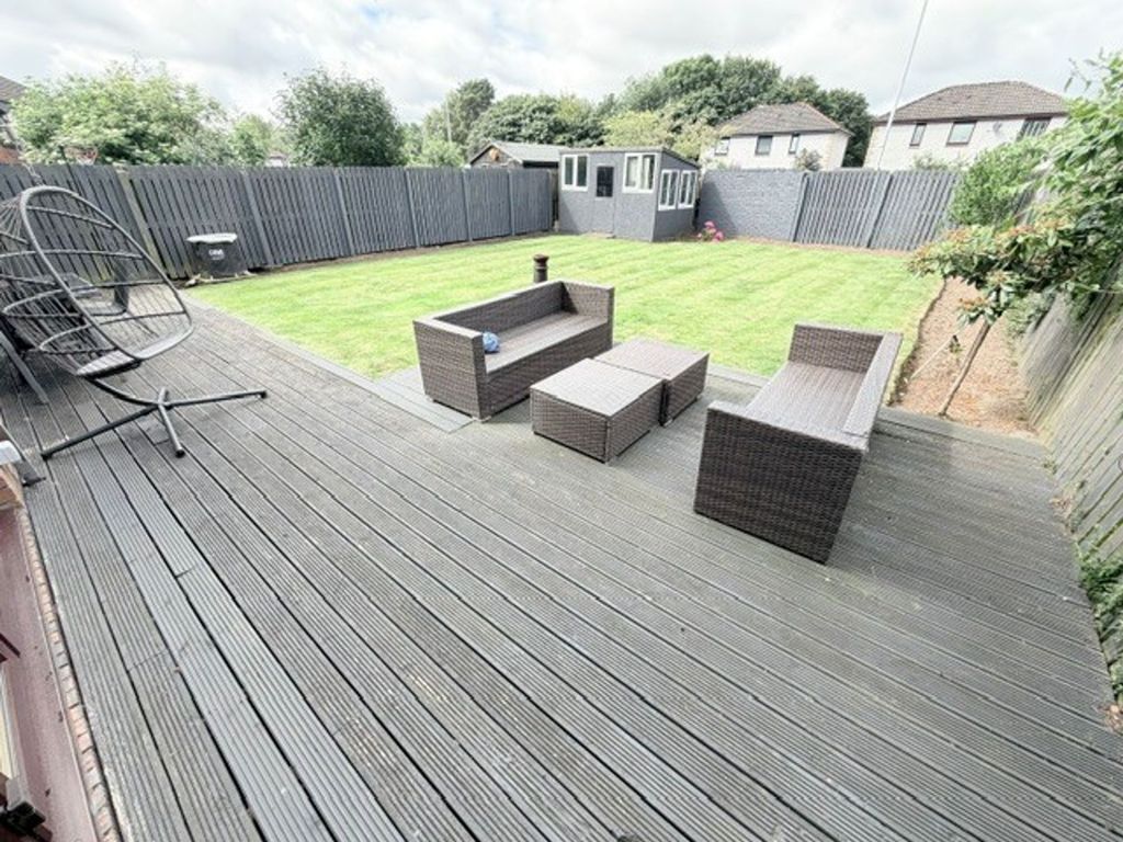 Property photo 3 of 40