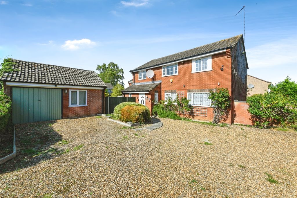 Property photo 1 of 16
