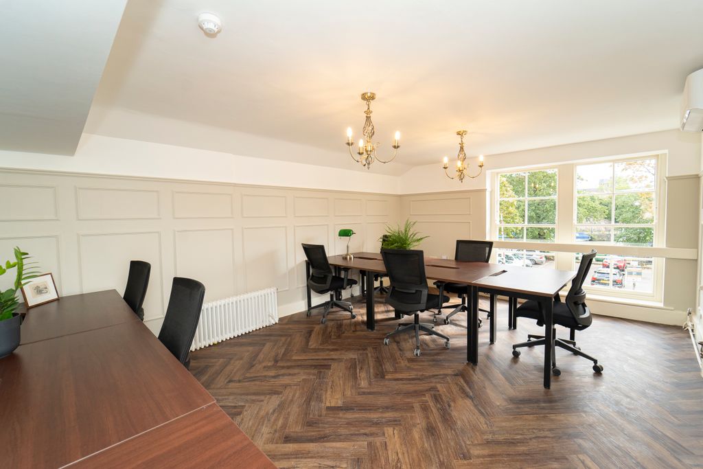 Property photo 1 of 9