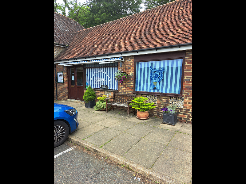 Property photo 1 of 6