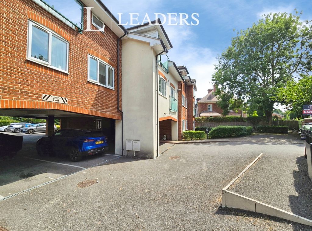 Property photo 3 of 14 Pbox-Img.Jpg