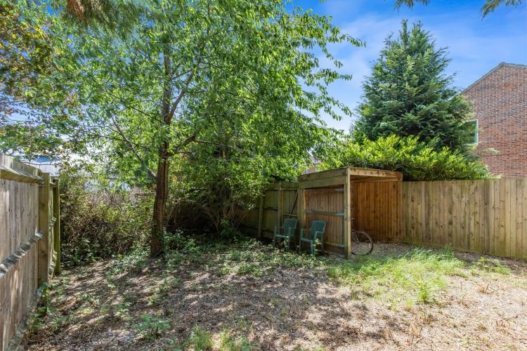 Property photo 3 of 10 97734