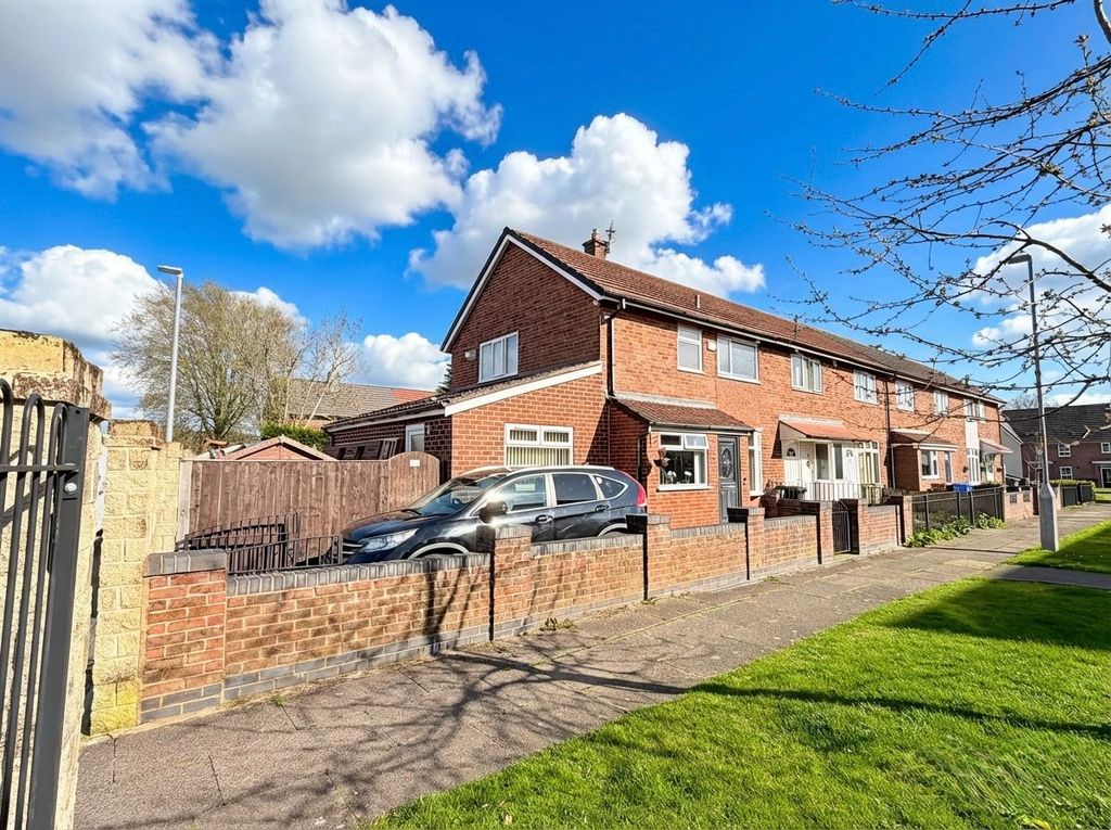 Property photo 1 of 36