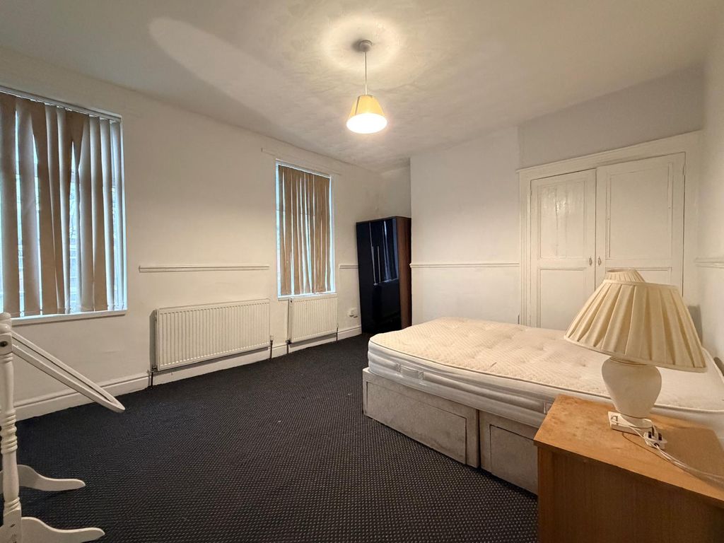 Property photo 3 of 10 Whatsapp Image 2026-02-09 At 4.54.01 Pm (1)