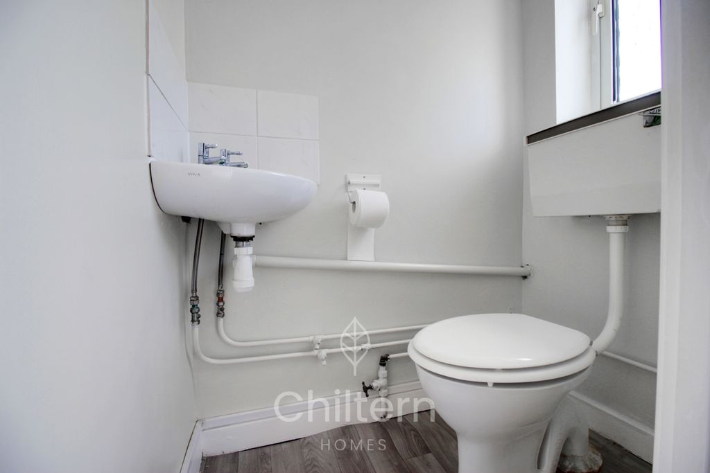 Property photo 3 of 10 Gallery