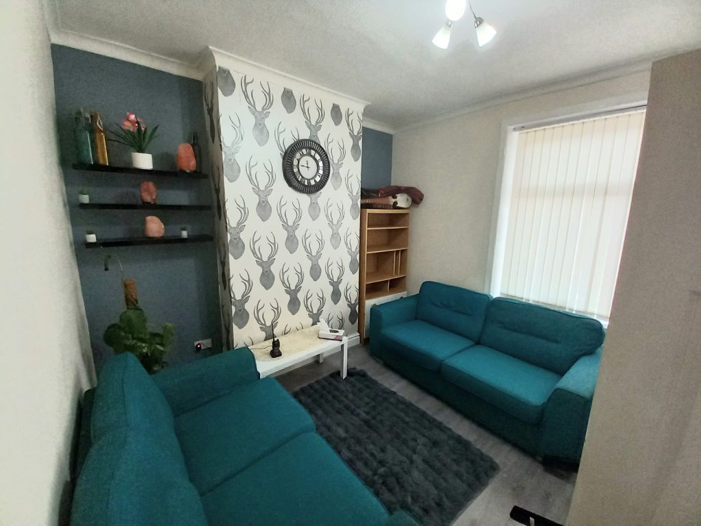 Property photo 3 of 17