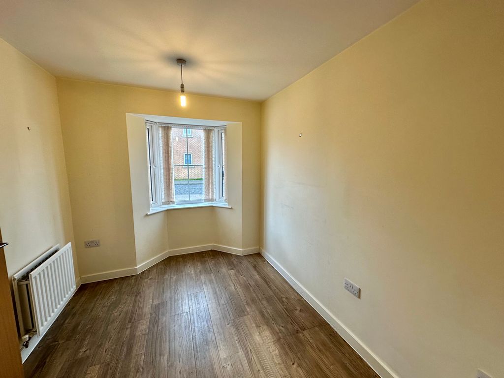 Property photo 3 of 11 Image