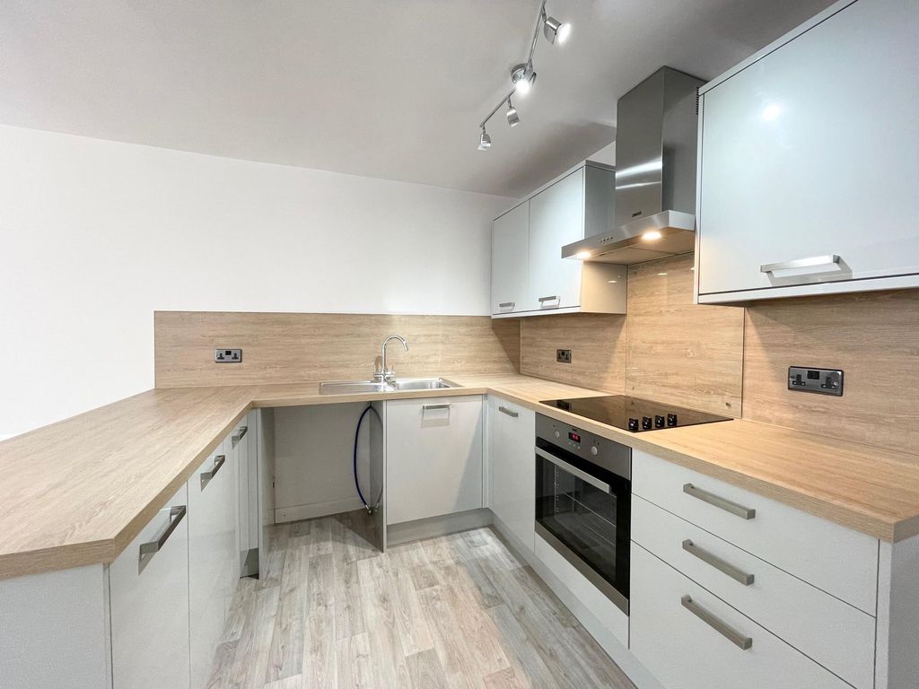 Property photo 3 of 16 0 General