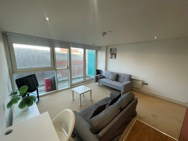 Property photo 3 of 11