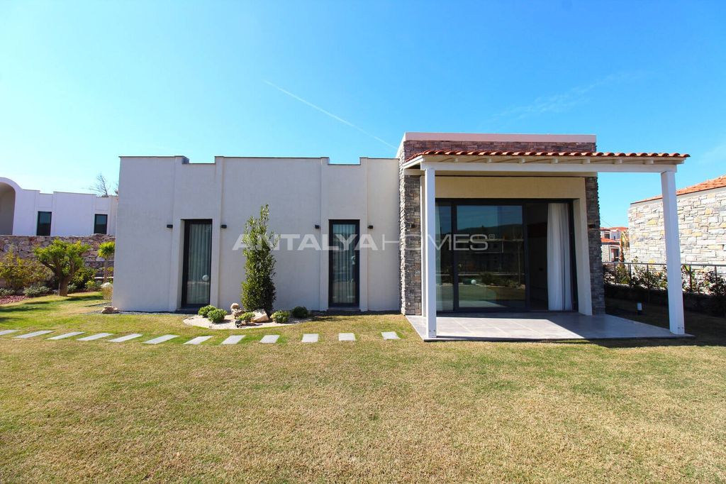 Property photo 1 of 30