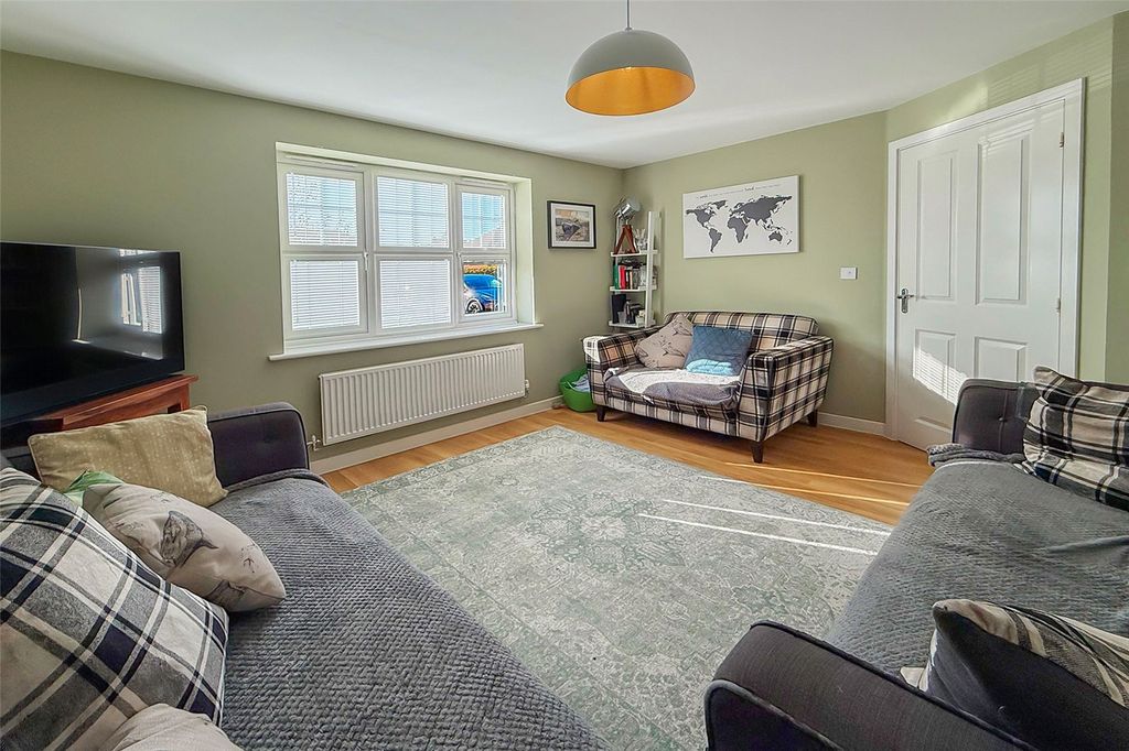 Property photo 3 of 20 Picture No. 18