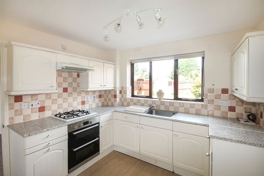 Property photo 3 of 9 Picture No. 29