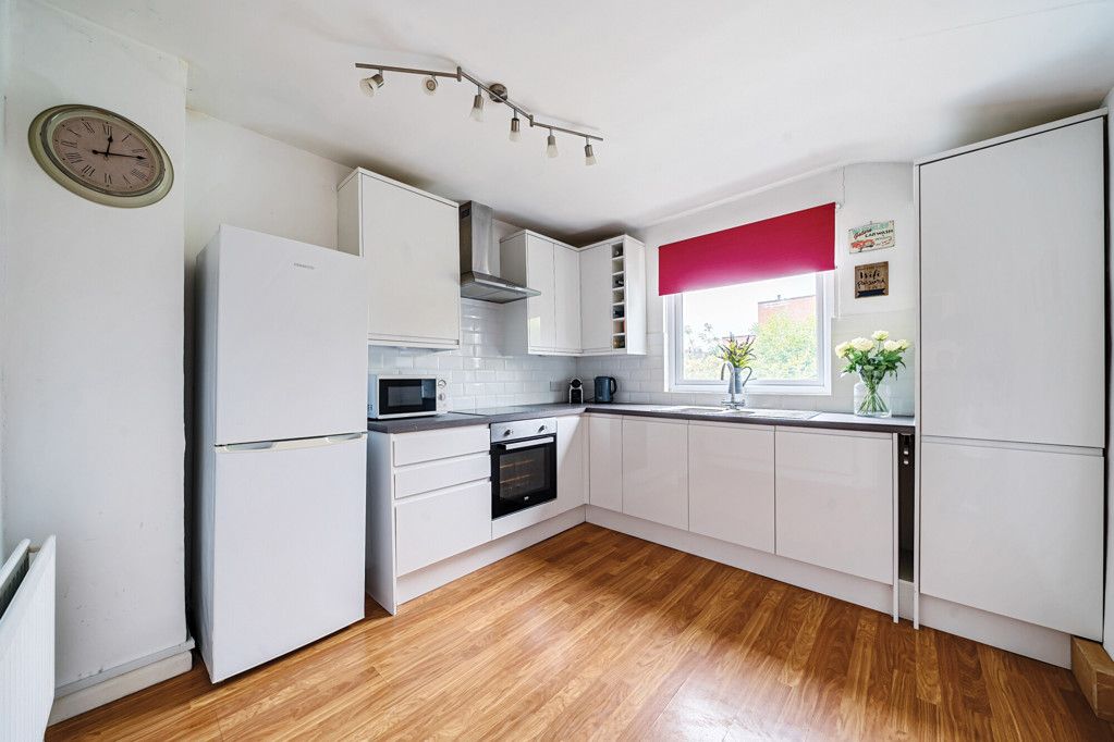 Property photo 3 of 13 Kitchen