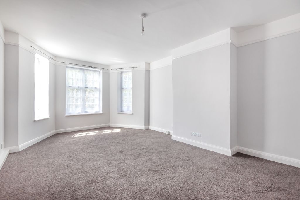 Property photo 1 of 7 624119 (2)