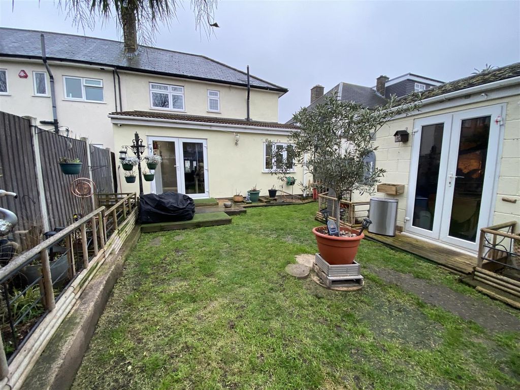 Additional image 20 of 3 bed end terrace house for saleChadway, Dagenham RM8