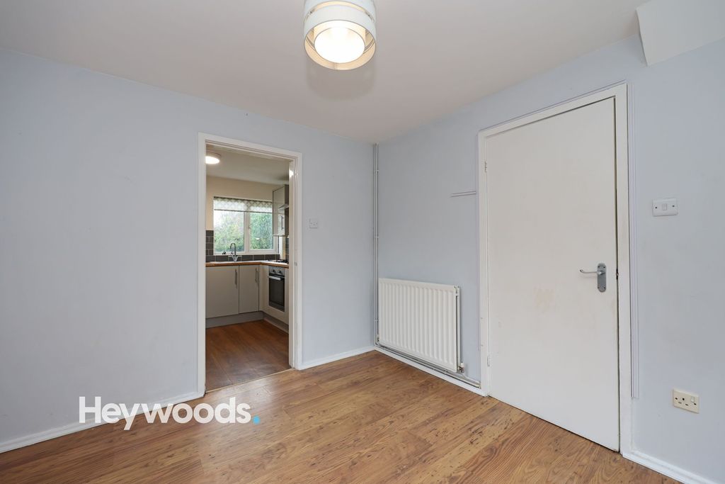 Property photo 2 of 48