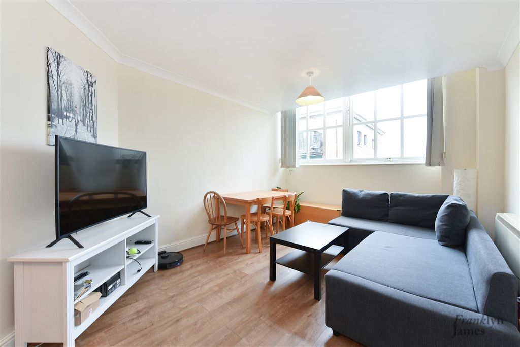 Property photo 1 of 10 Plate House (3).Jpg