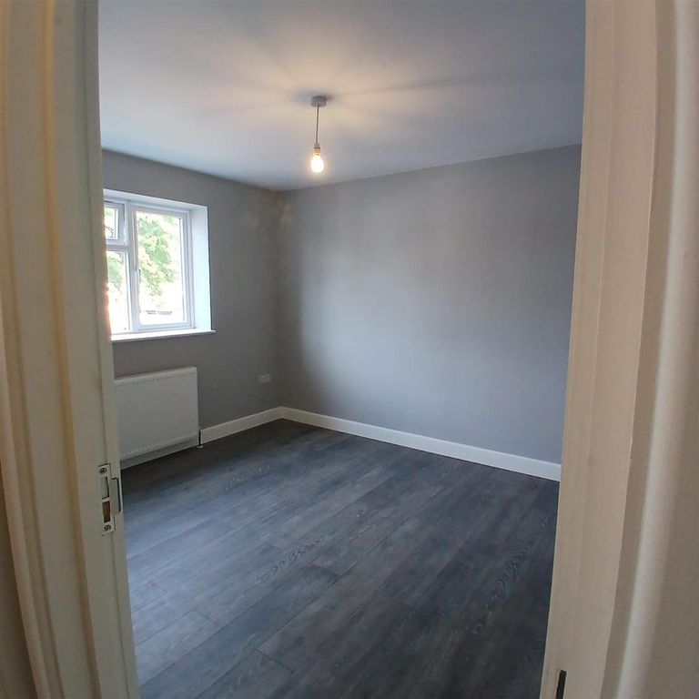 Property photo 3 of 7 3.Jpg
