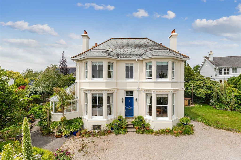 Property photo 1 of 30 A03 - Albion House 1 St Marys Road Newton Abbot -