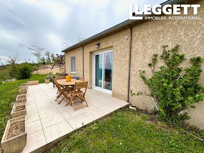Property photo 3 of 10