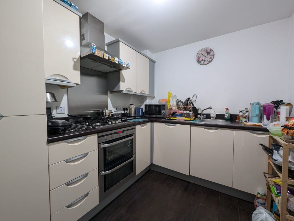 Property photo 2 of 12 Kitchen