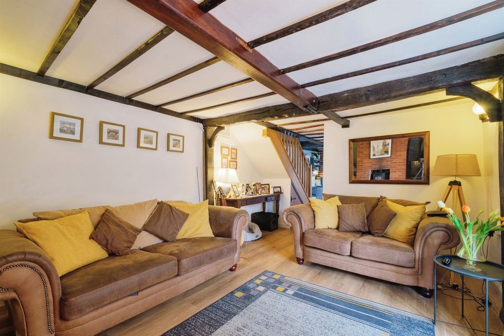 Property photo 3 of 19