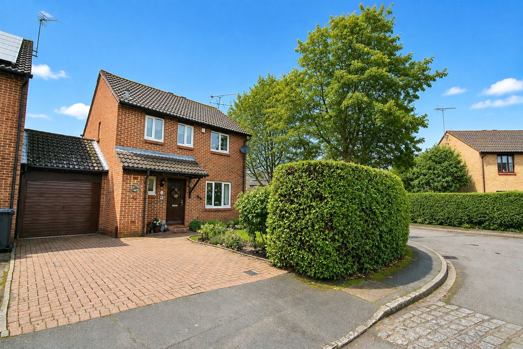 Property photo 1 of 10 Picture No. 14