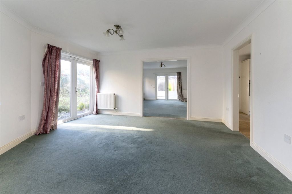 Property photo 3 of 15 Picture No. 13