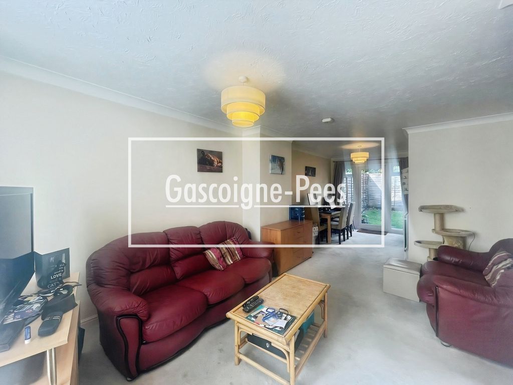 Property photo 3 of 8