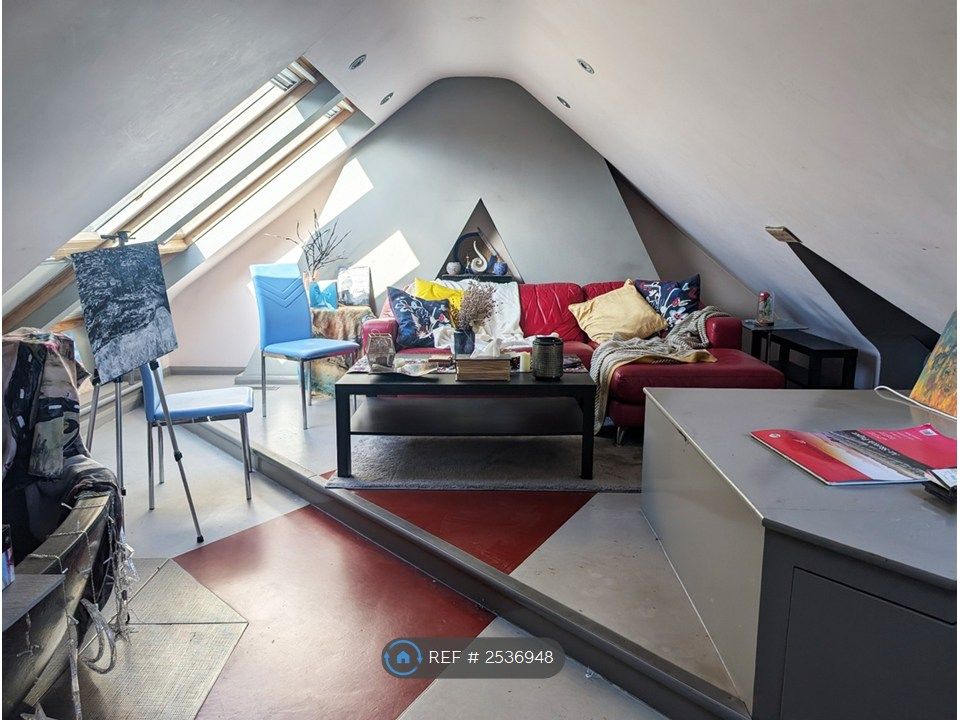 Property photo 3 of 7